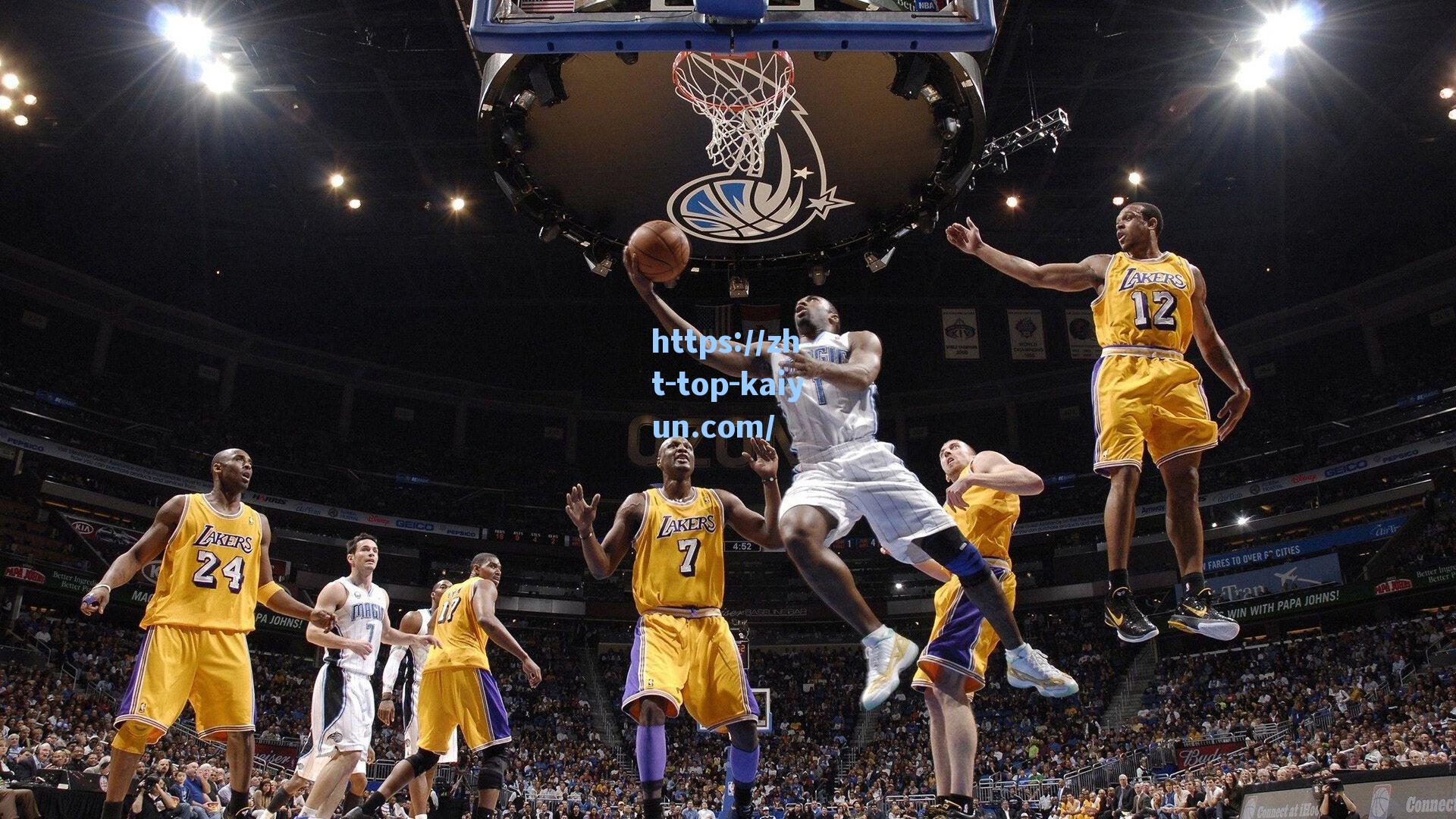 德天空曝迪亚斯热身赛膝盖突发不适！短暂治疗化解危机，皇马锋线核心虚惊一场